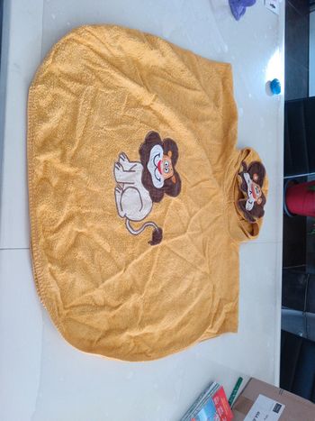 Cape de bain/ serviette enfant lion