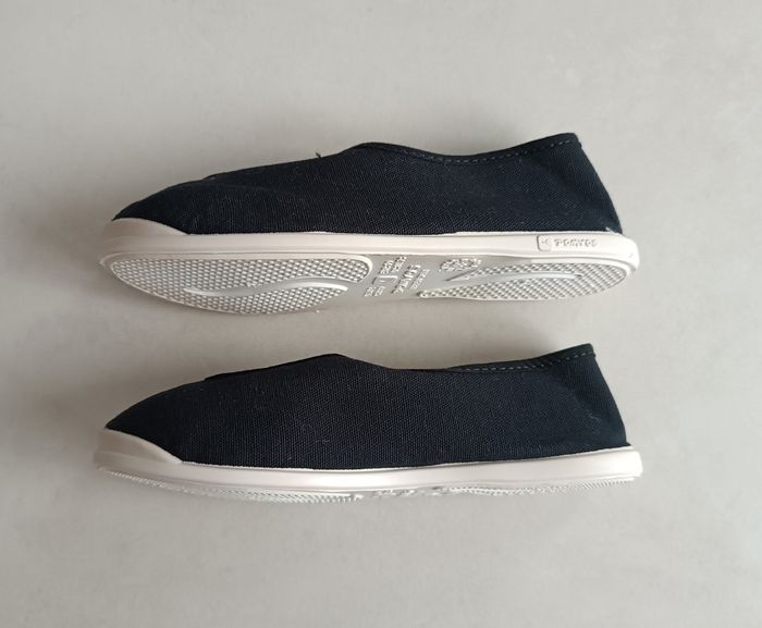 Chaussons pointure 30 - photo numéro 3