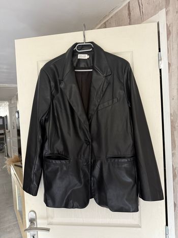 Veste noir en similicuir taille Xl marque Molly bracken