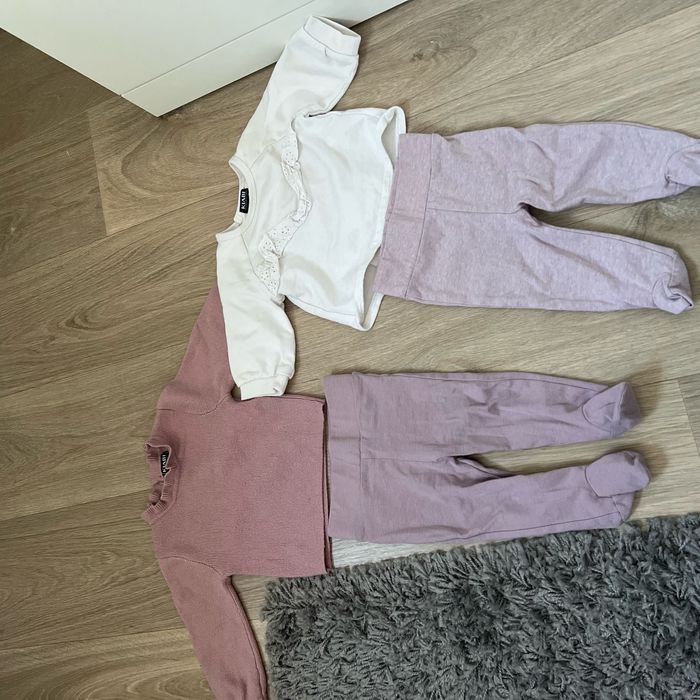 Lot vêtement tenue bébé fille 1 mois