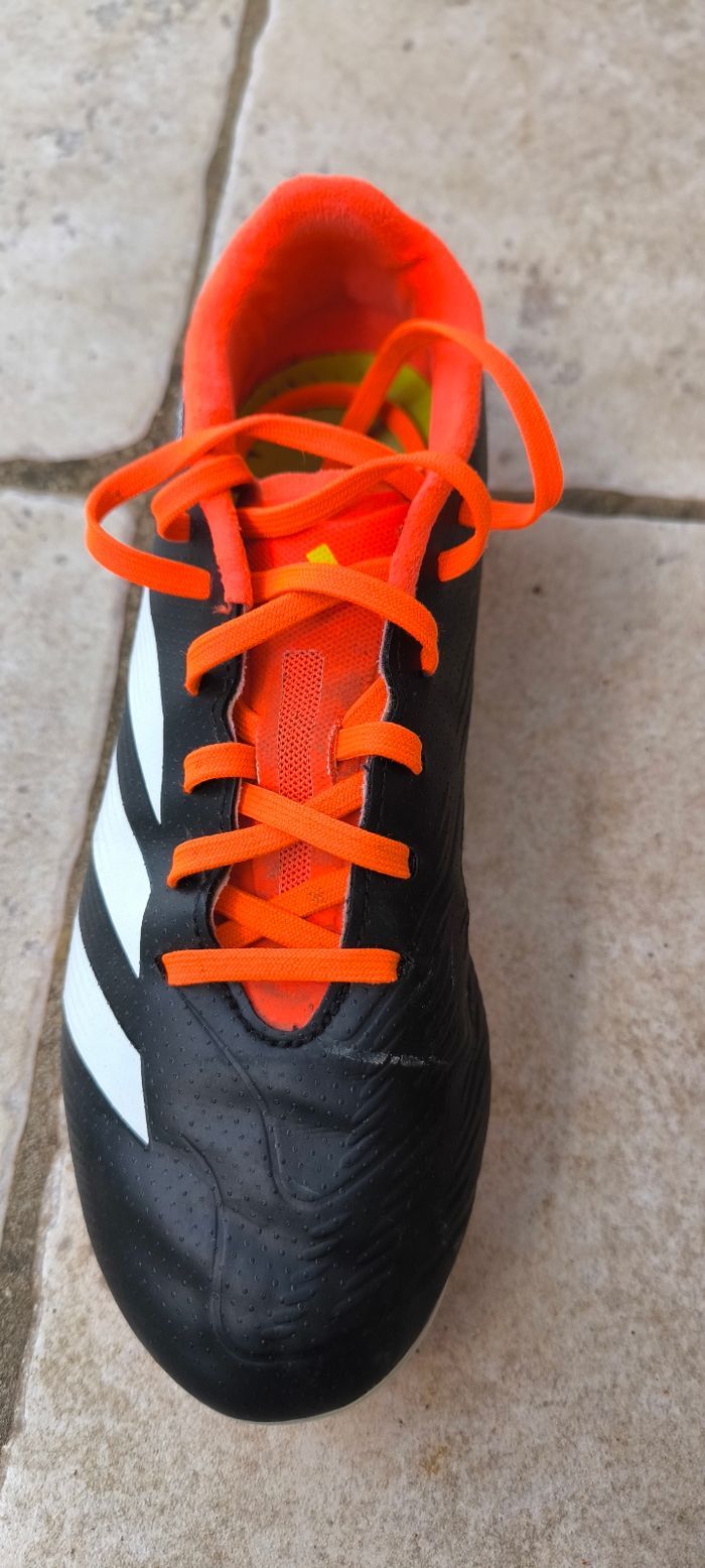 Crampon adidas raptor