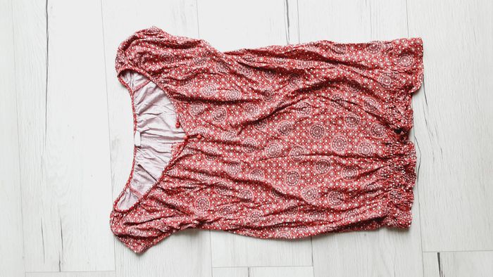 Vêtement femme haut top tee-shirt manches courtes rouge bordeaux Camaïeu taille 1