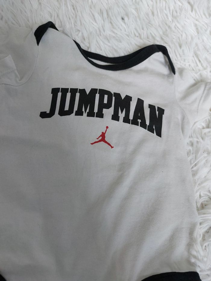 Body jordan - photo numéro 2