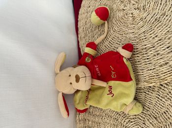 Doudou plat chien Diabolo rouge vert balle BABY NAT