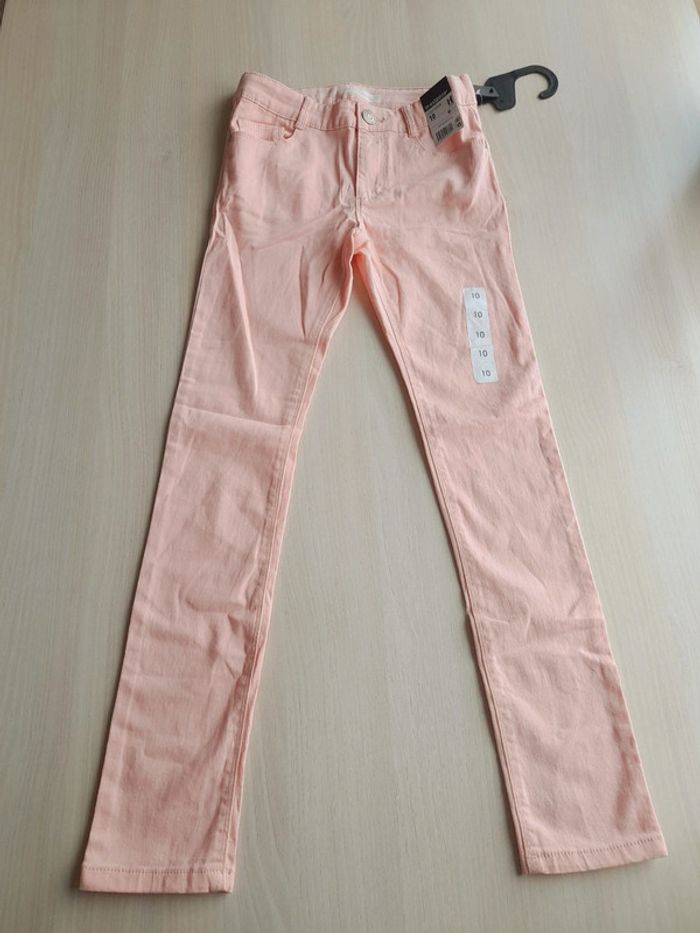 Pantalon rose skinny neuf