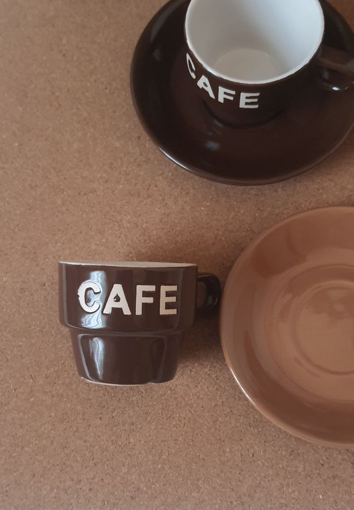Lot de 3 tasses à café et soucoupes assortis - photo numéro 3
