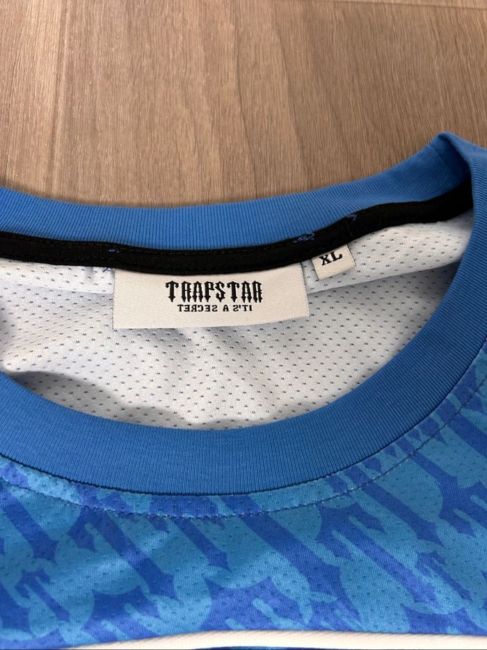 Teeshirt trapstar bleu , maillot de foot 22 - photo numéro 3