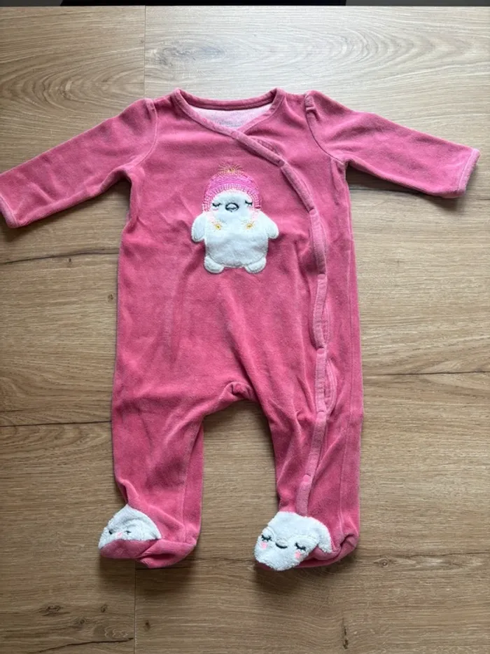 lot pyjama 6 mois - photo numéro 2