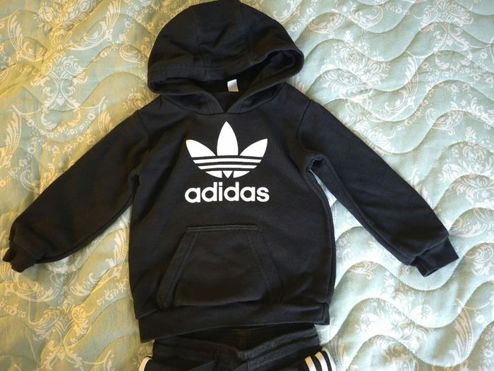 Ensemble Jogging à capuche Adidas 12/18 mois - photo numéro 2