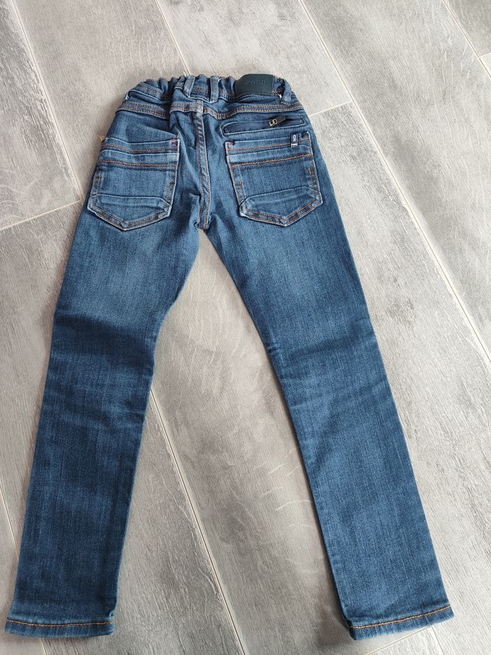 Lot de vêtements en 6 ans - photo numéro 7