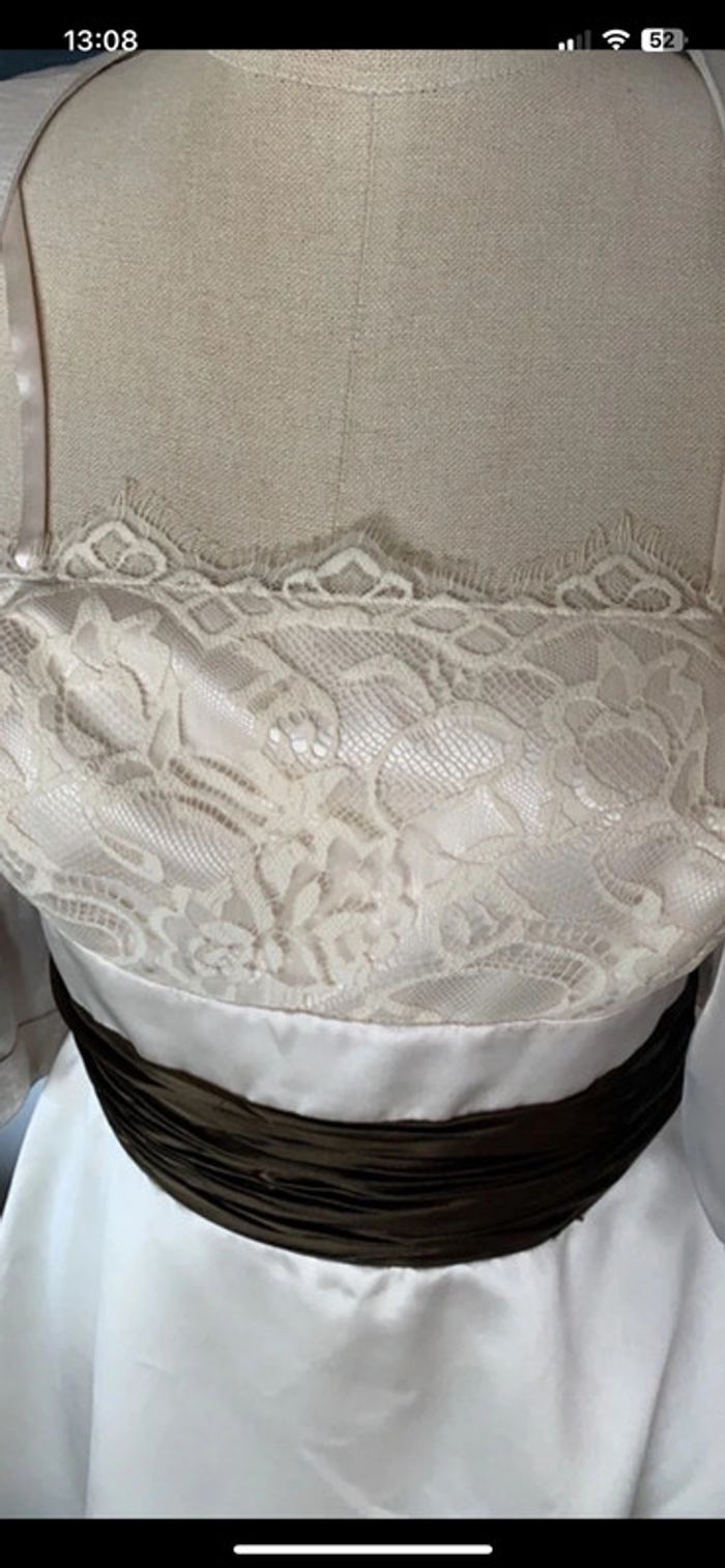 Magnifique Robe avec boléro ( prix sacrifié) 😀 - photo numéro 3