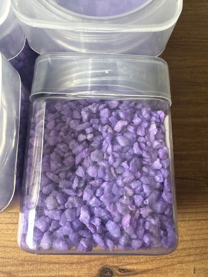 Lot  de 7 pots de cailloux décoratif lilas neuf - photo numéro 2