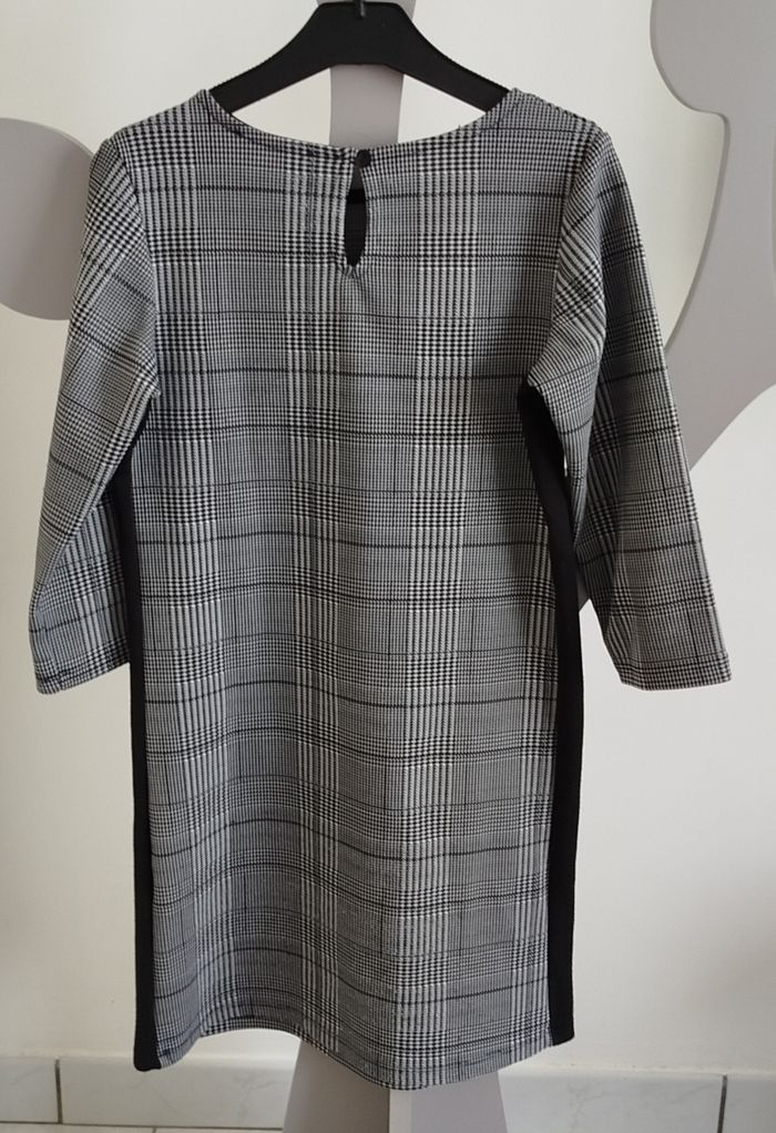 Robe manches 3/4 gris et noir LPC girls taille 10 ans - photo numéro 2