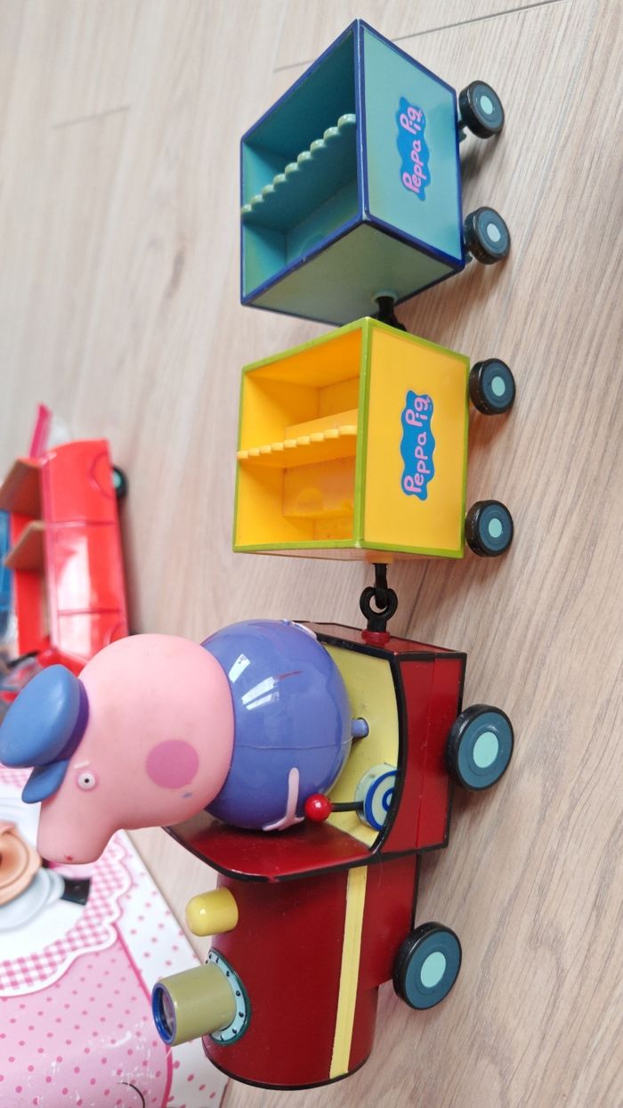 Train Peppa pig+ véhicule - photo numéro 4