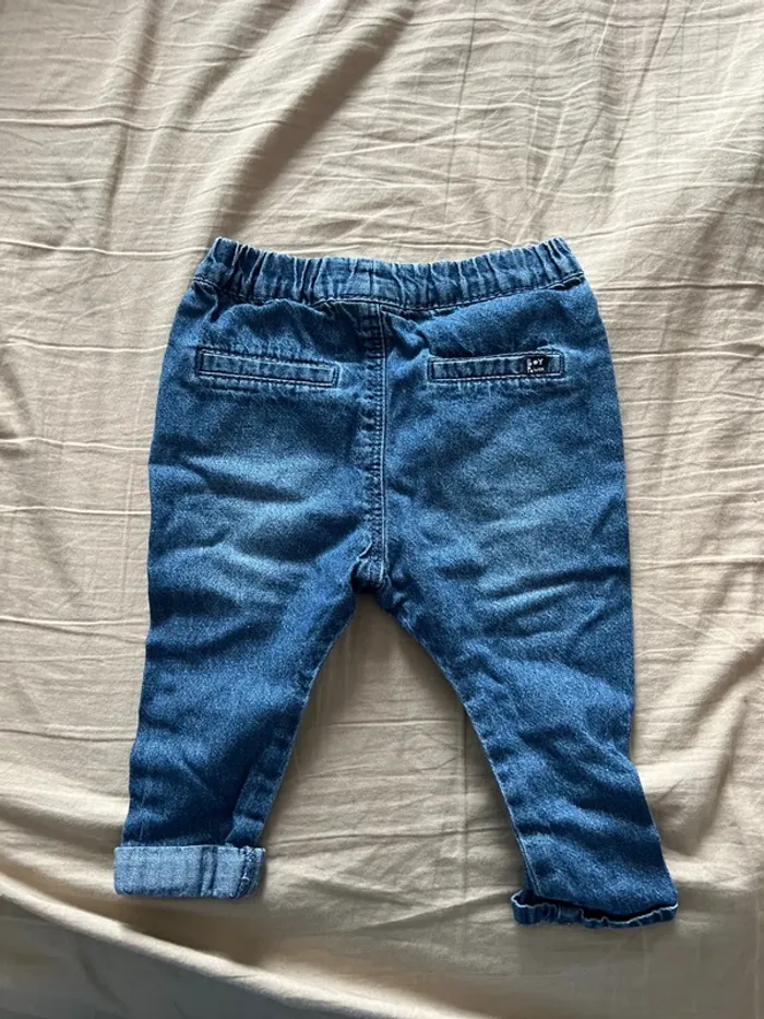 Jeans tape à l’œil - photo numéro 3