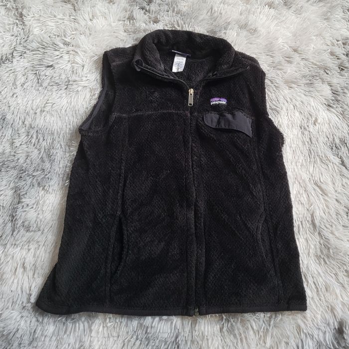 🔥 Gilet Polaire Patagonia Femme – Taille M – Noir Intense 🔥