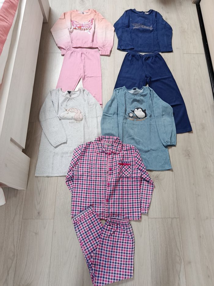 Gros lot de vêtements fille hiver taille 10 ans - photo numéro 2