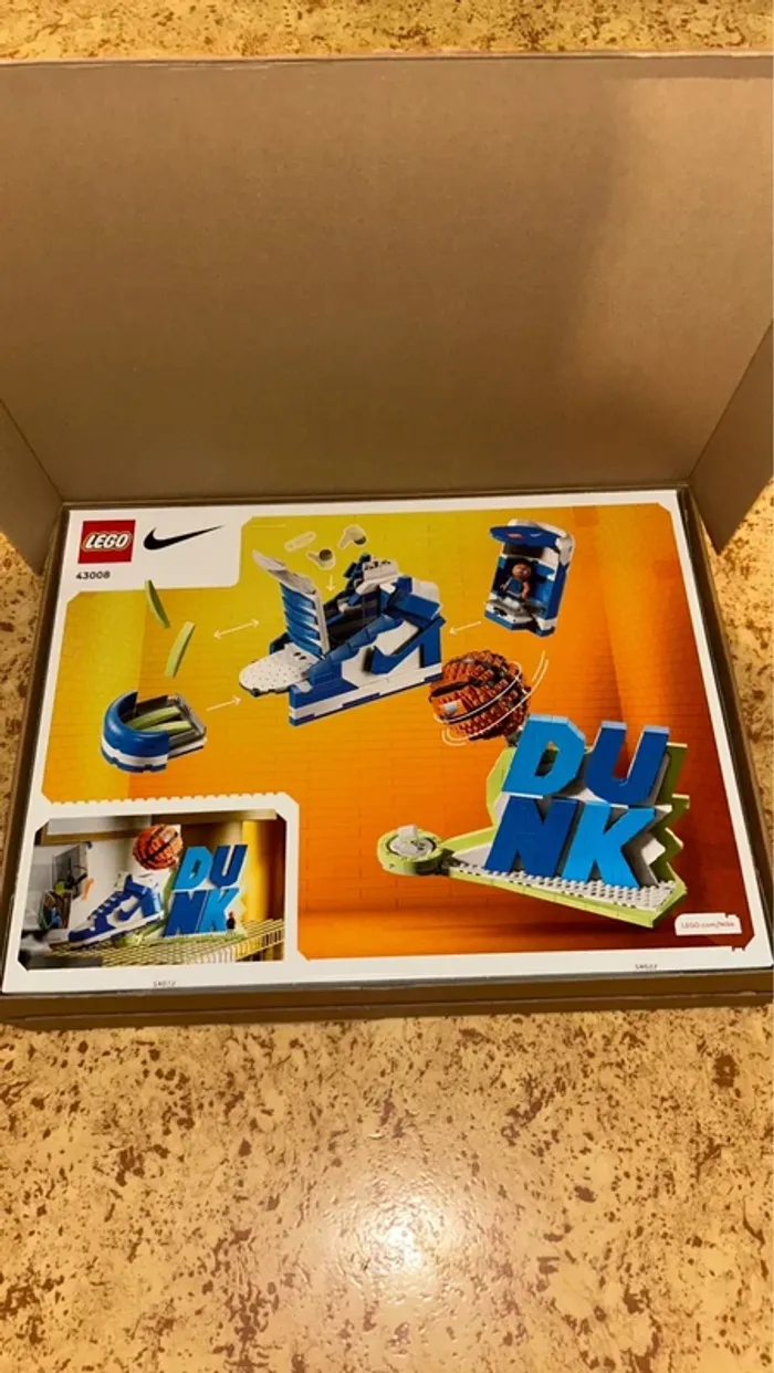 Lego Nike Dunk 2025 - photo numéro 2