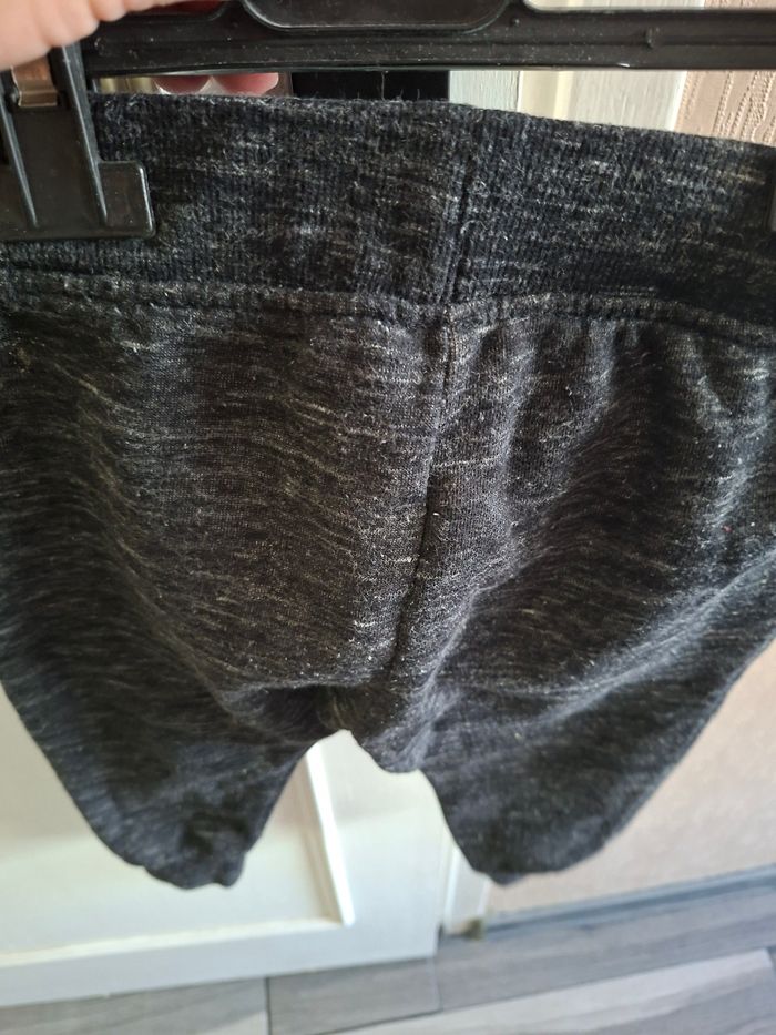 Bas de jogging - photo numéro 4