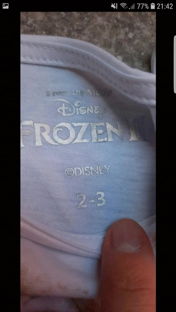 Disney t-shirt la reine des neiges
Taille 2/3 ans neuf - photo numéro 3