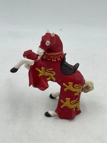 Figurine Papo Cheval Blanc médiéval tunique rouge et doré 10 x 12 cm 2005