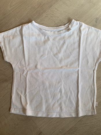 T shirt blanc à paillettes 4 ans