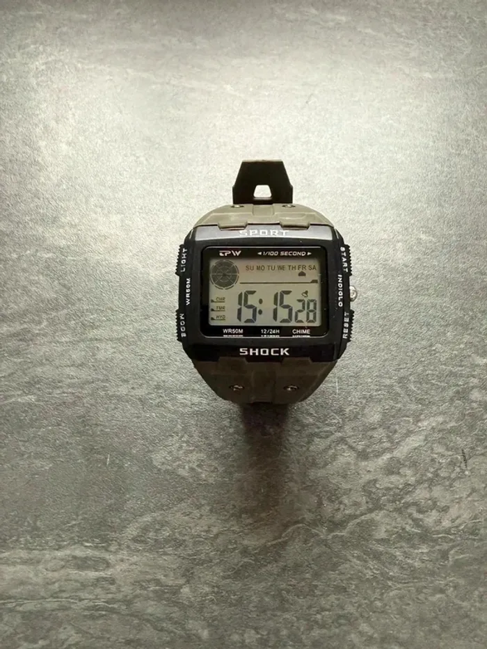 Montre homme - photo numéro 2