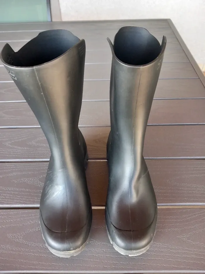 Bottes de pluie Solognac T33/34. - photo numéro 2