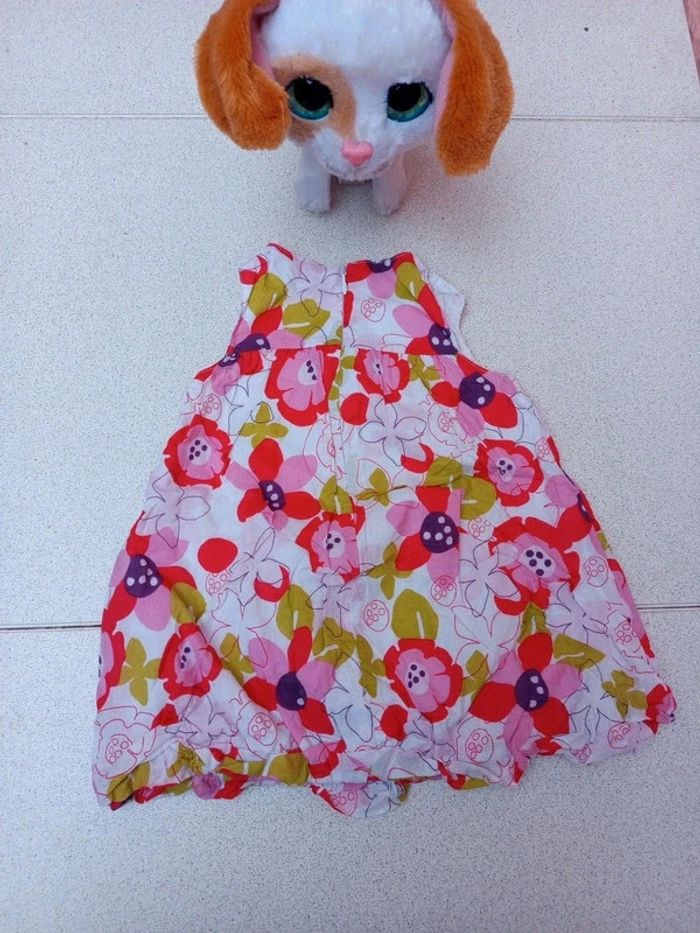 Robe fleuri taille 6mois - photo numéro 5