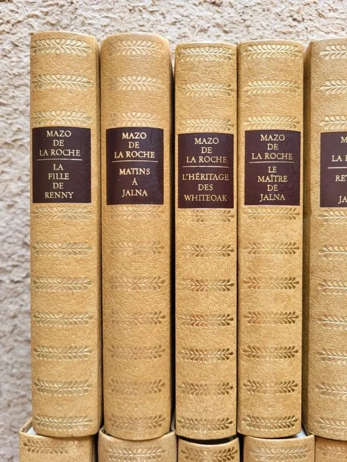 Lot des 16 livres "Les Jalna" de Mazo de La Roche - La saga des Whiteoak - photo numéro 2
