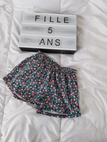 Short fille 5 ans