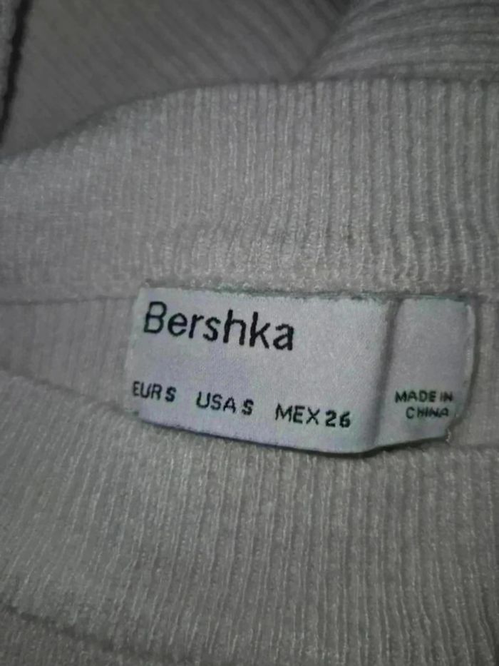 Pull court blanc côtelé 🌹36 🌹 bershka - photo numéro 3