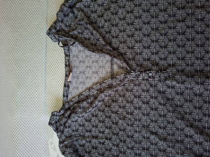 Blouse manches 3/4 noir à motifs H&M Taille 2XL - photo numéro 4