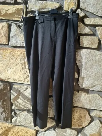 Pantalon femme noir droit