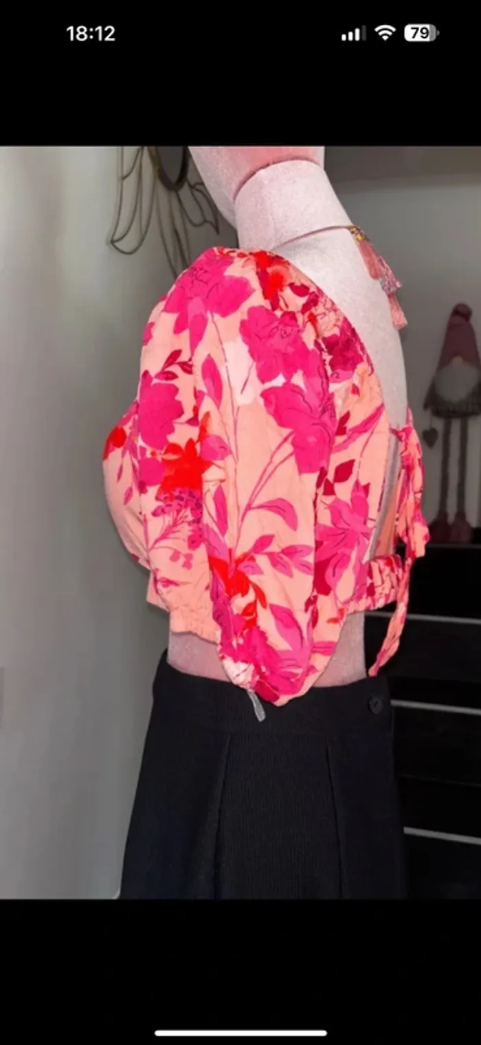 Haut dos nu à fleurs 🌷 neuf taille M/L - photo numéro 8