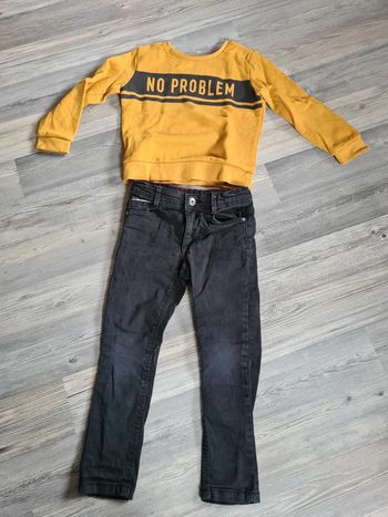 Ensemble jeans et sweat