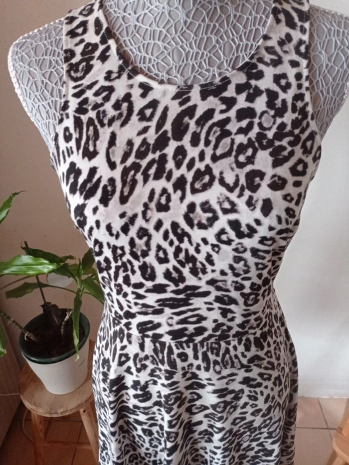 Robe léopard - photo numéro 2