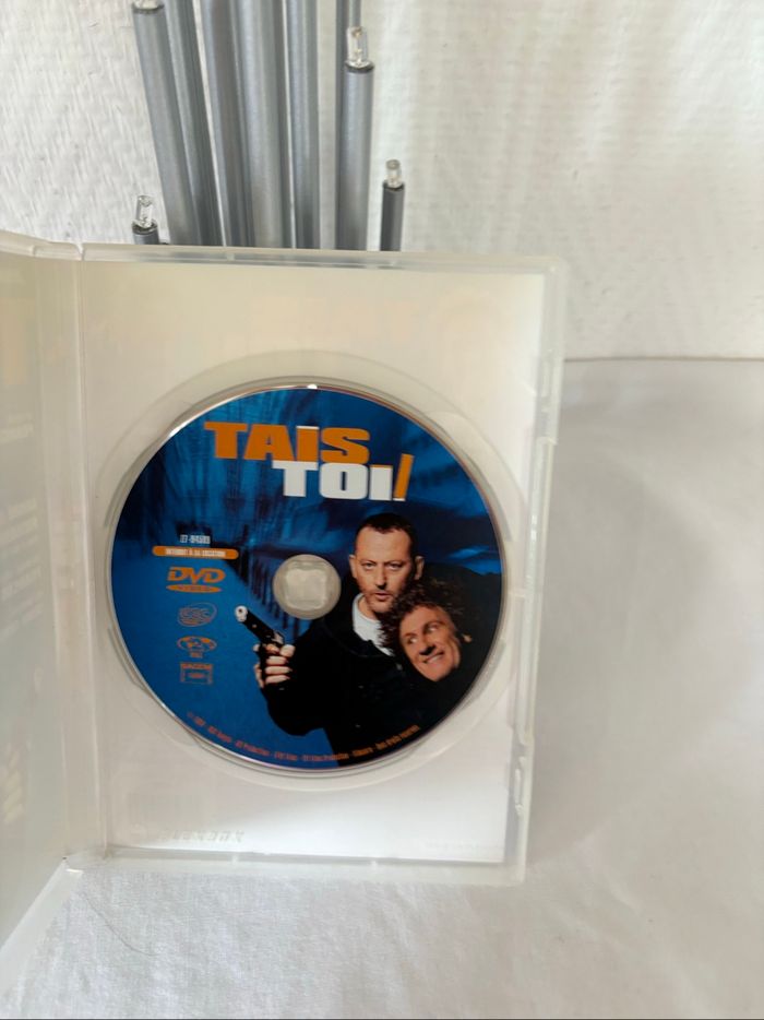 • Dvd ~ Tais toi ! • - photo numéro 2