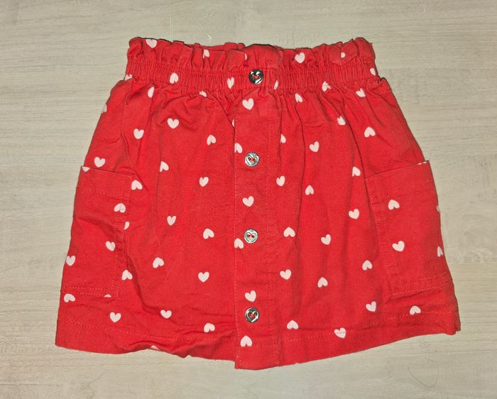 Jupe rouge coeur