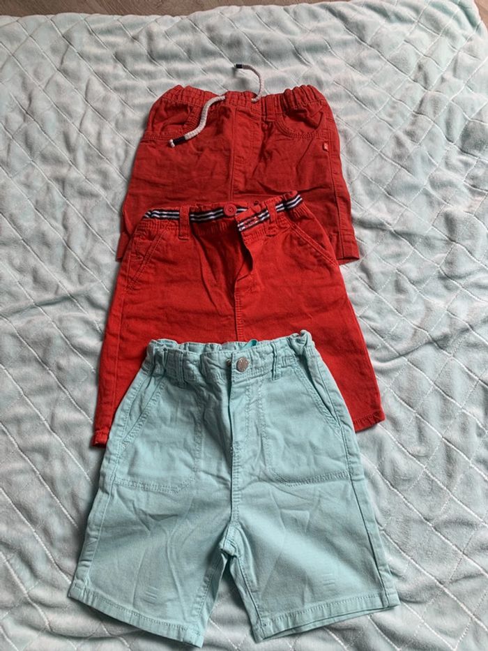 Short 23 mois
