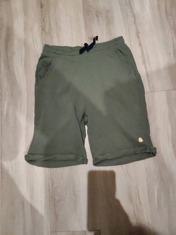 Short kaki Benetton 11-12 ans