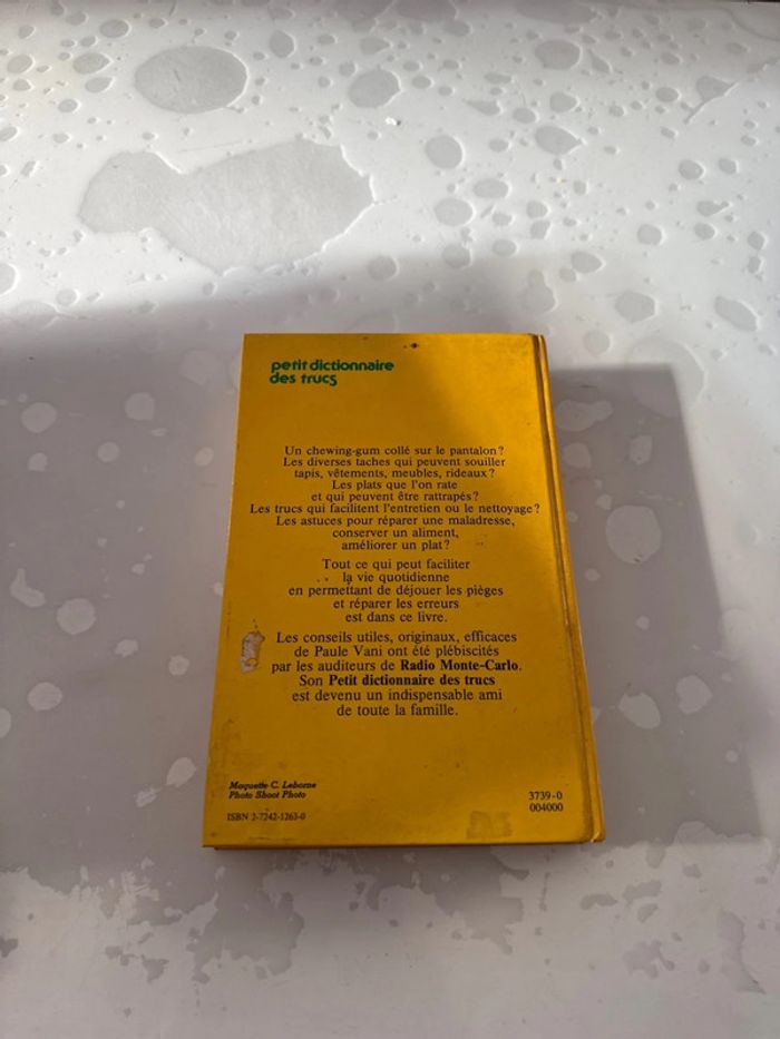 Livre petit dictionnaire des trucs - photo numéro 2