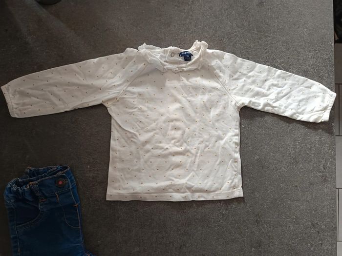 Ensemble haut + jean kiabi 9 mois - photo numéro 4
