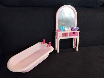 Coiffeuse + baignoire Barbie