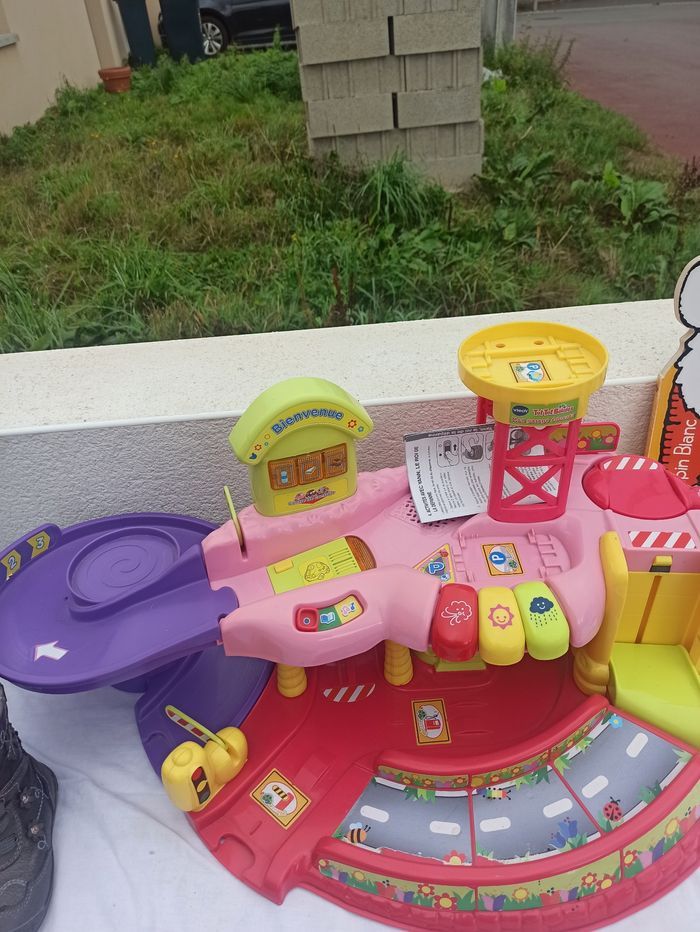 Garage tut tu bolide - photo numéro 2