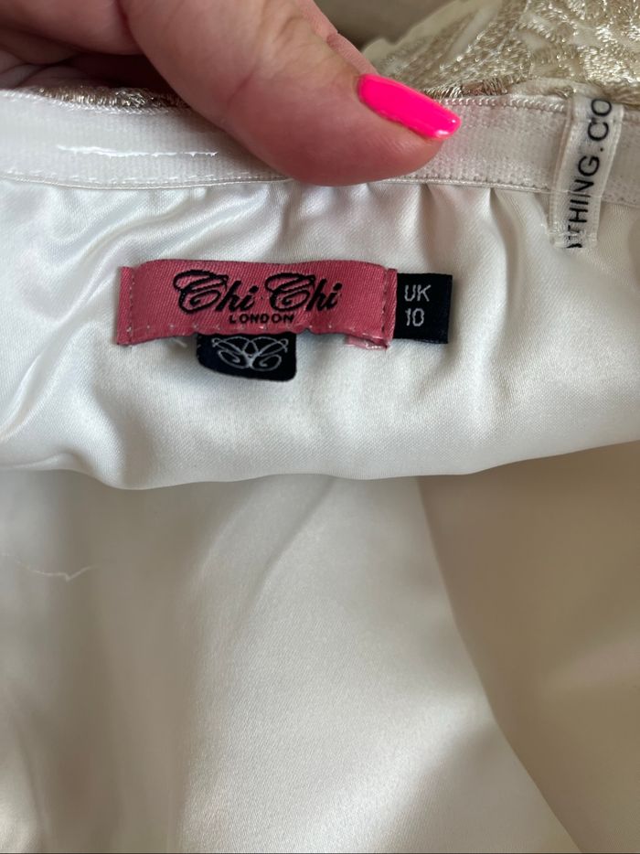 Robe de soirée Chi Chi London ivoire broderie écru - photo numéro 7