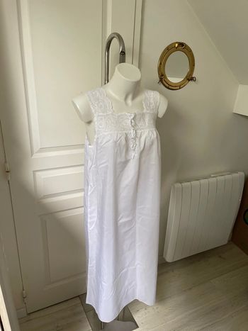 Robe longue blanche