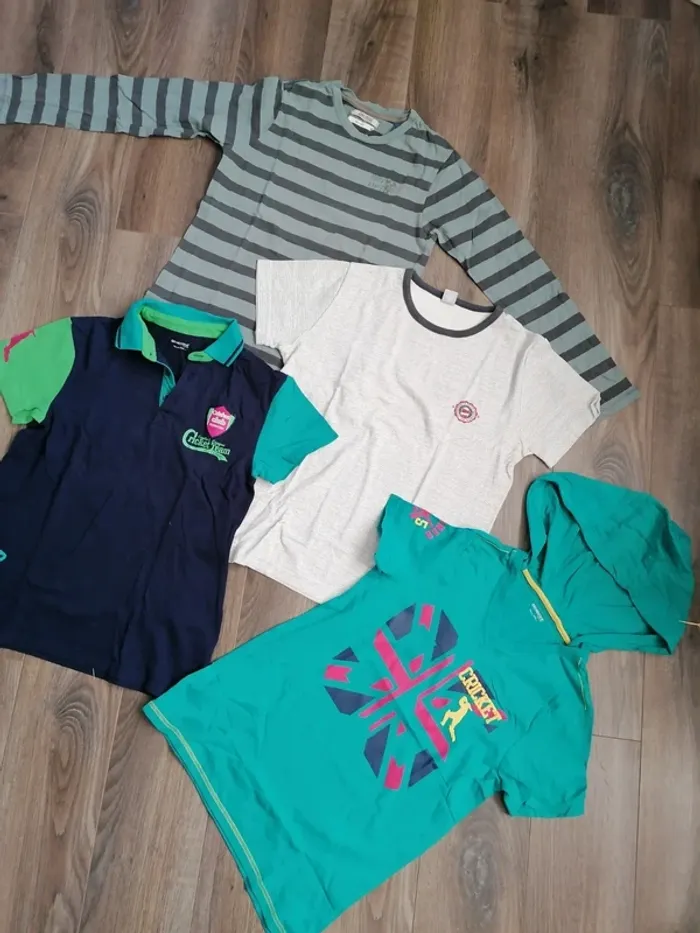 Lot T shirt 14 ans
