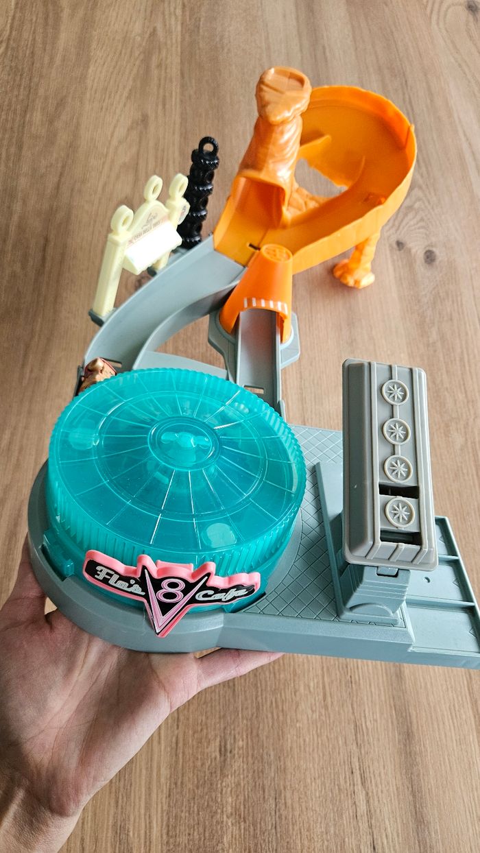 Circuit radiator springs et mini flash Mc Queen