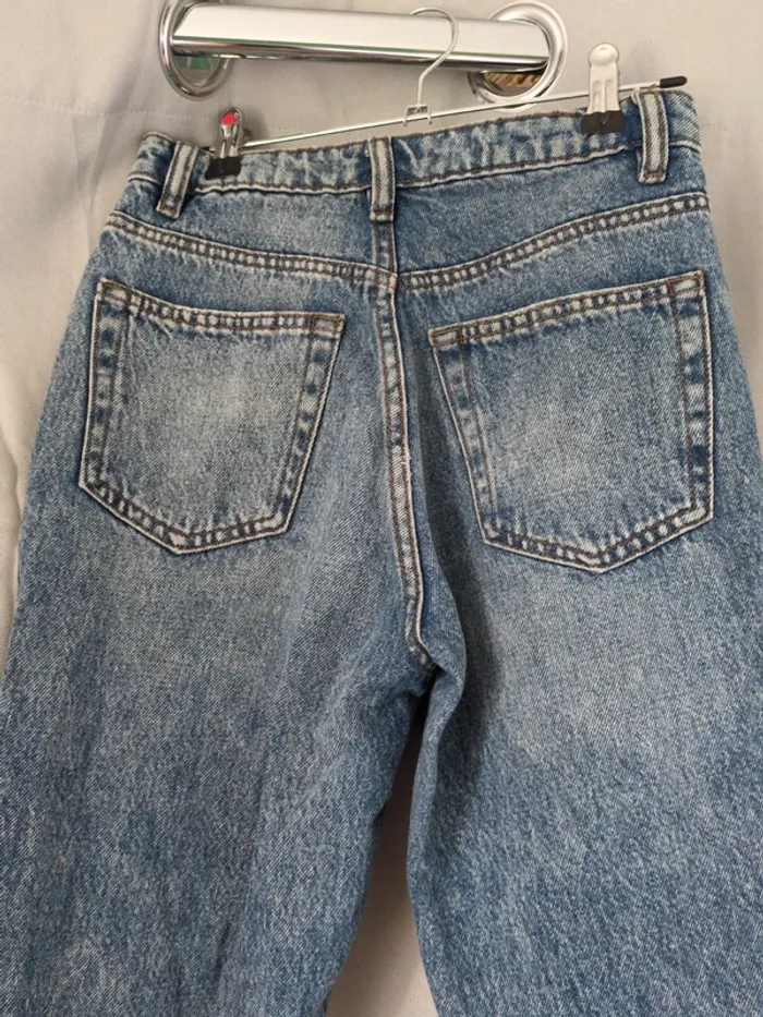 Jean taille 32 - photo numéro 4